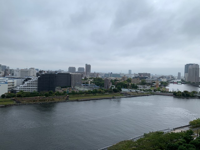 雨上がりの静かな朝「慈しみ」