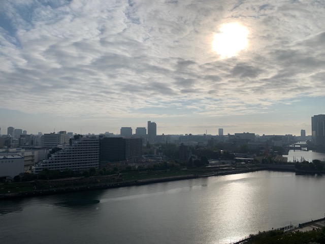 久しぶりの朝陽と青空「淡々と」