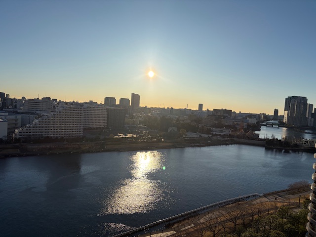 キラキラの太陽冷たい空気の朝「全力でやり切ろう」